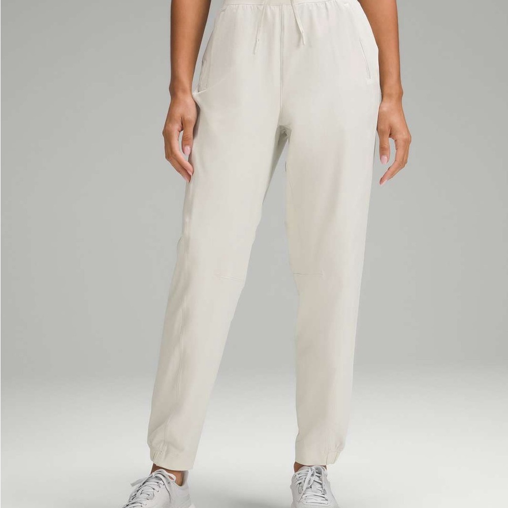 Lululemon Athletica Cream Track Pants High-Waisted Relaxed Fit